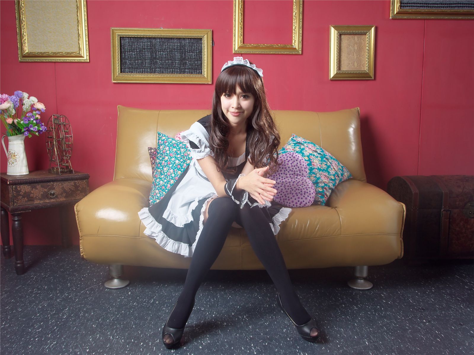 Beautyleg 模特 许恬瑜 黑丝女仆装